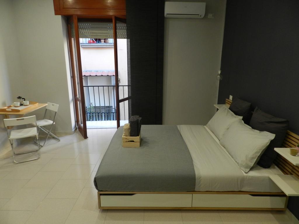 Mola Rooms Naples Exterior photo