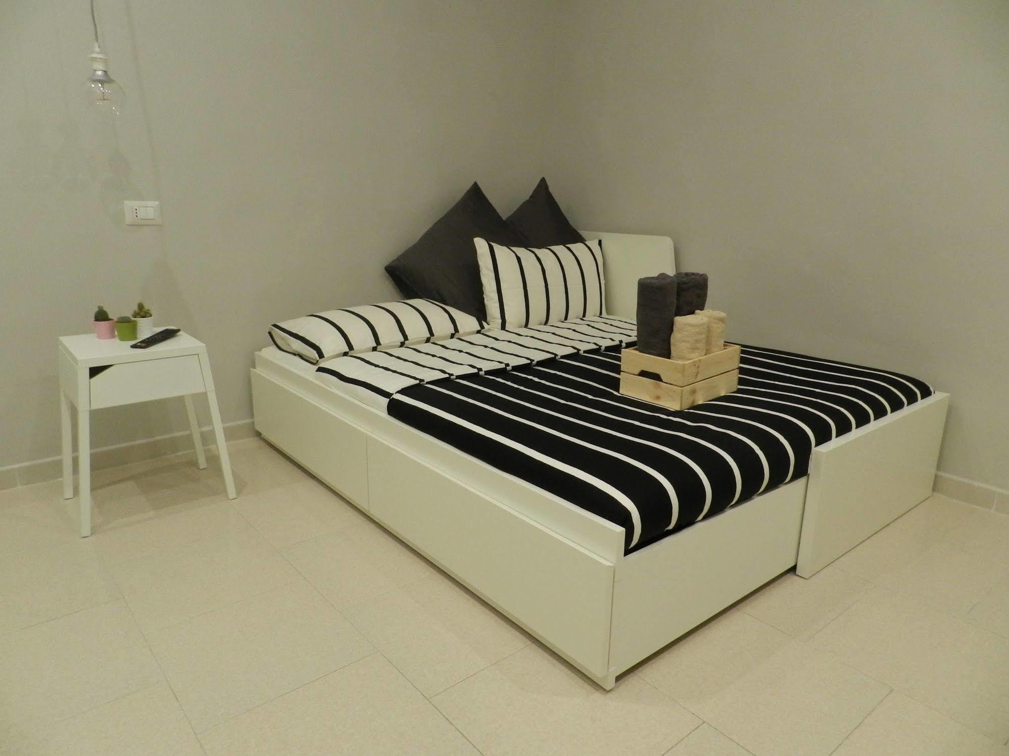 Mola Rooms Naples Exterior photo